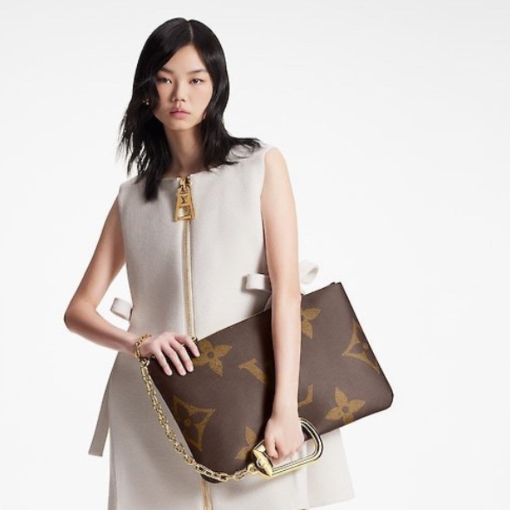 Louis Vuitton | Bags | Louis Vuitton Pochette Cls Xl Giant Key